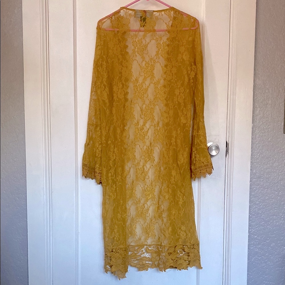 Polly & Esther - Women’s Golden Boho Lace Kimono - Picture 5 of 5